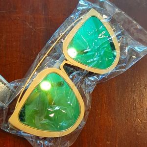 Irresistor Blended soul sun glasses , gold frames and fluorescent lens